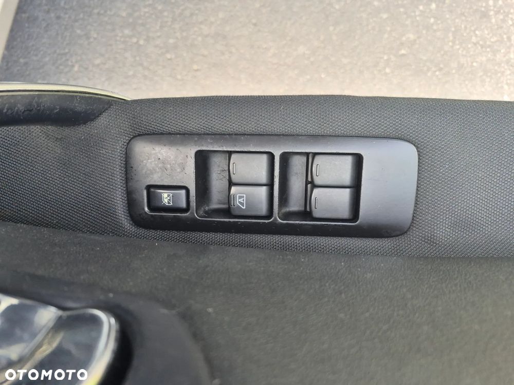 Nissan Qashqai - 14