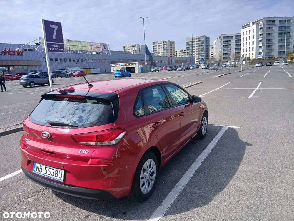 Hyundai i30 1.4 Classic + - 6