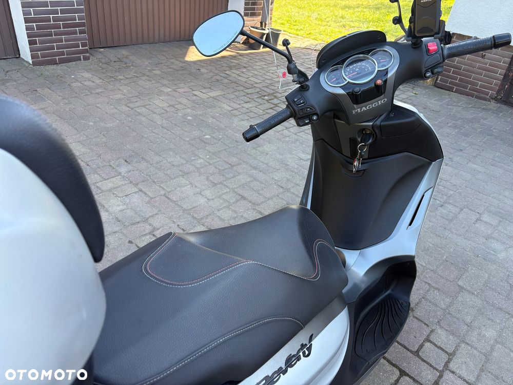 Piaggio Beverly - 7