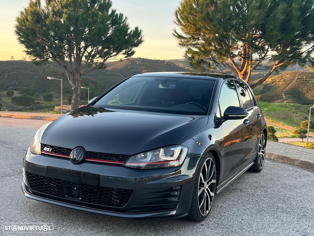 VW Golf 2.0 TSi GTi DSG Performance - 1