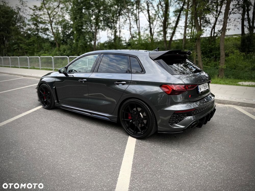 Audi RS3 Sportback - 2
