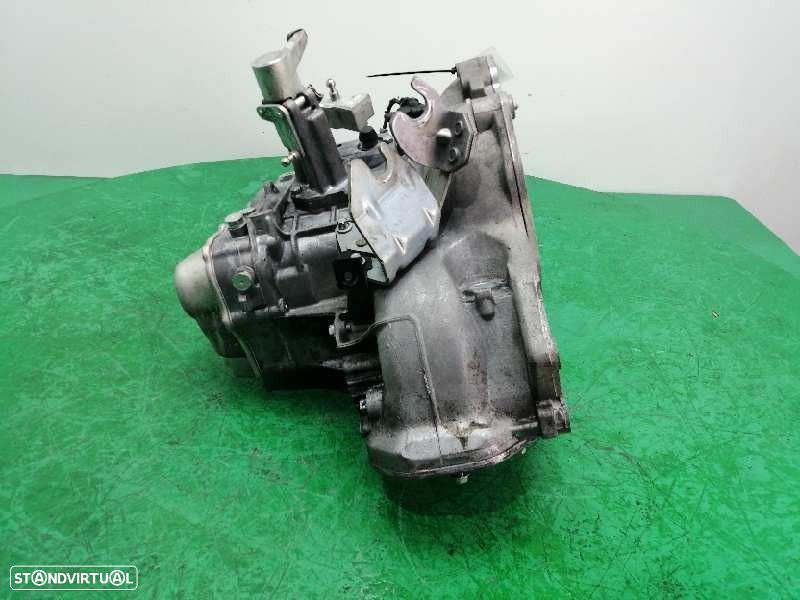 CAIXA VELOCIDADES SUZUKI SWIFT III 2007 - 5