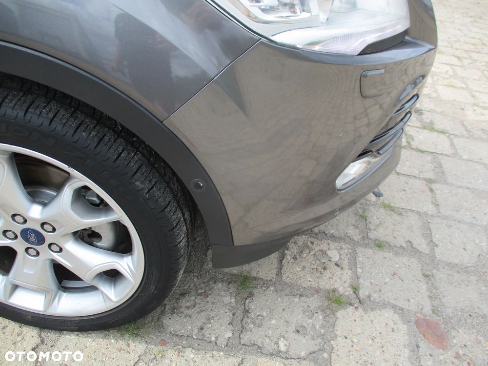 Ford Kuga 2.0 TDCi 4x4 Titanium - 26