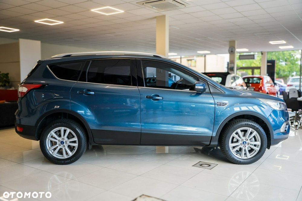 Ford Kuga - 4