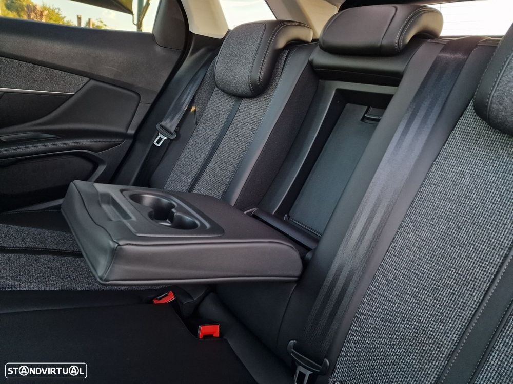 Peugeot 3008 1.2 PureTech Allure Grip Control - 14