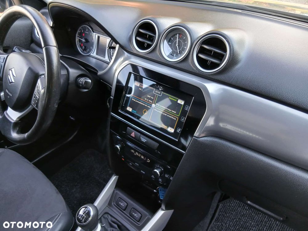 Suzuki Vitara 1.6 DDiS (4x2) Comfort+ - 27