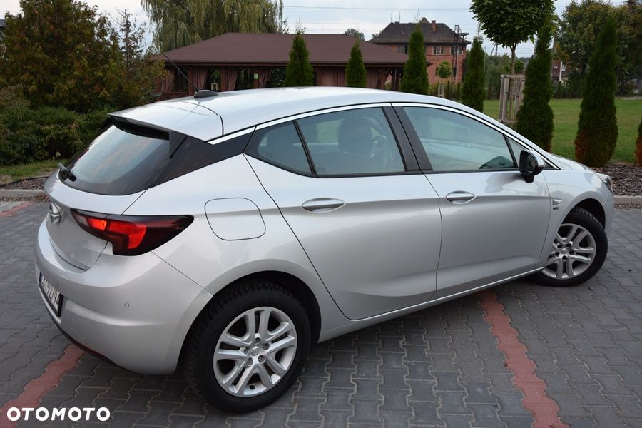 Opel Astra 1.6 D Start/Stop 120 Jahre - 5