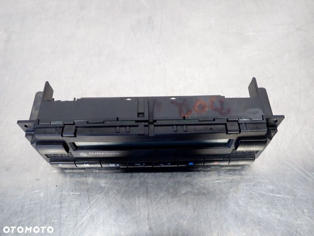 PANEL STEROWANIA NAWIEWU KLIMATYZACJI VOLKSWAGEN BORA - 2