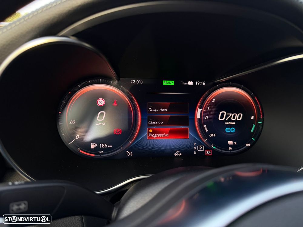 Mercedes-Benz GLC 300 e Coupé 4Matic - 32