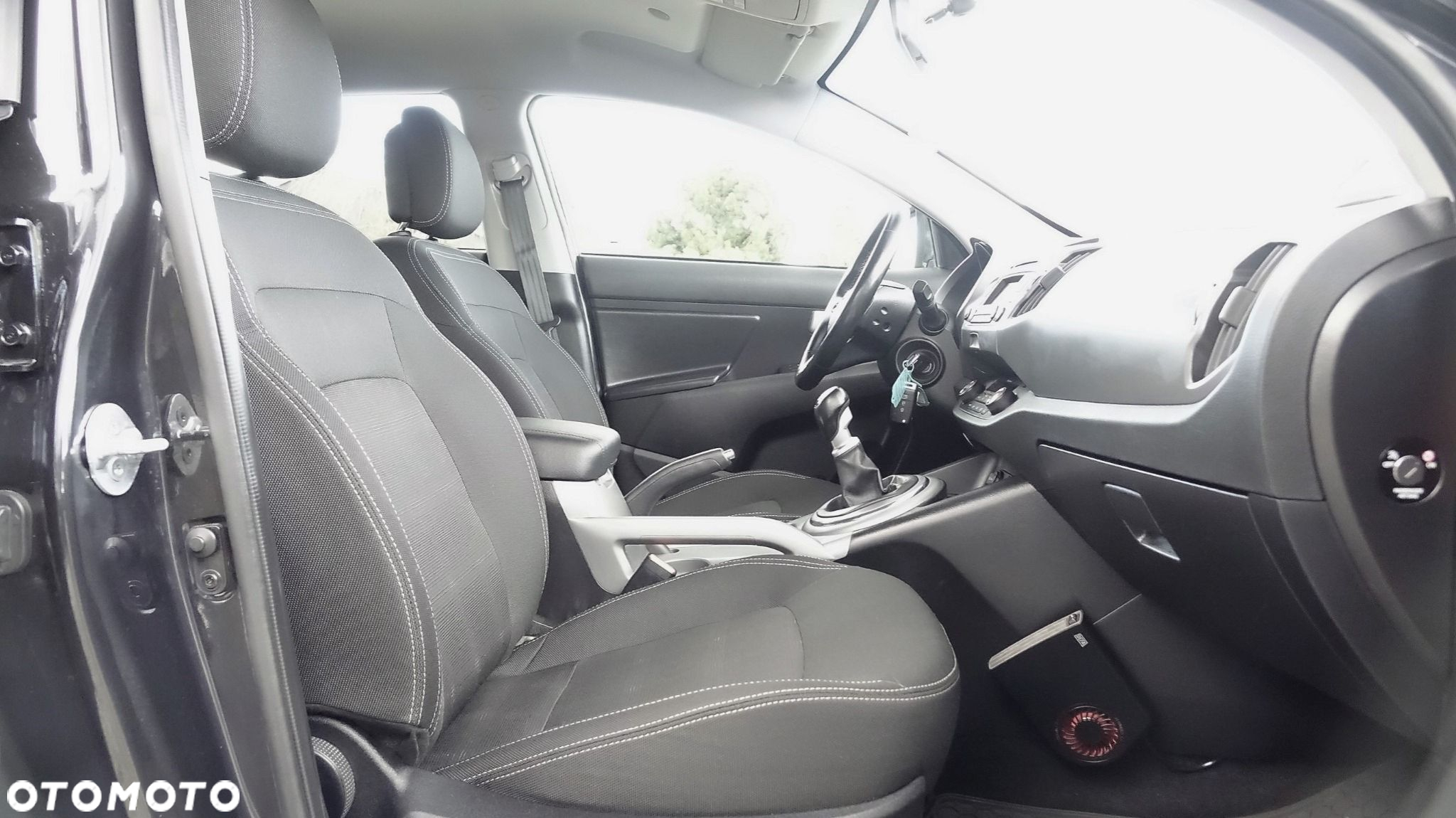 Kia Sportage 1.7 CRDI M 2WD - 31