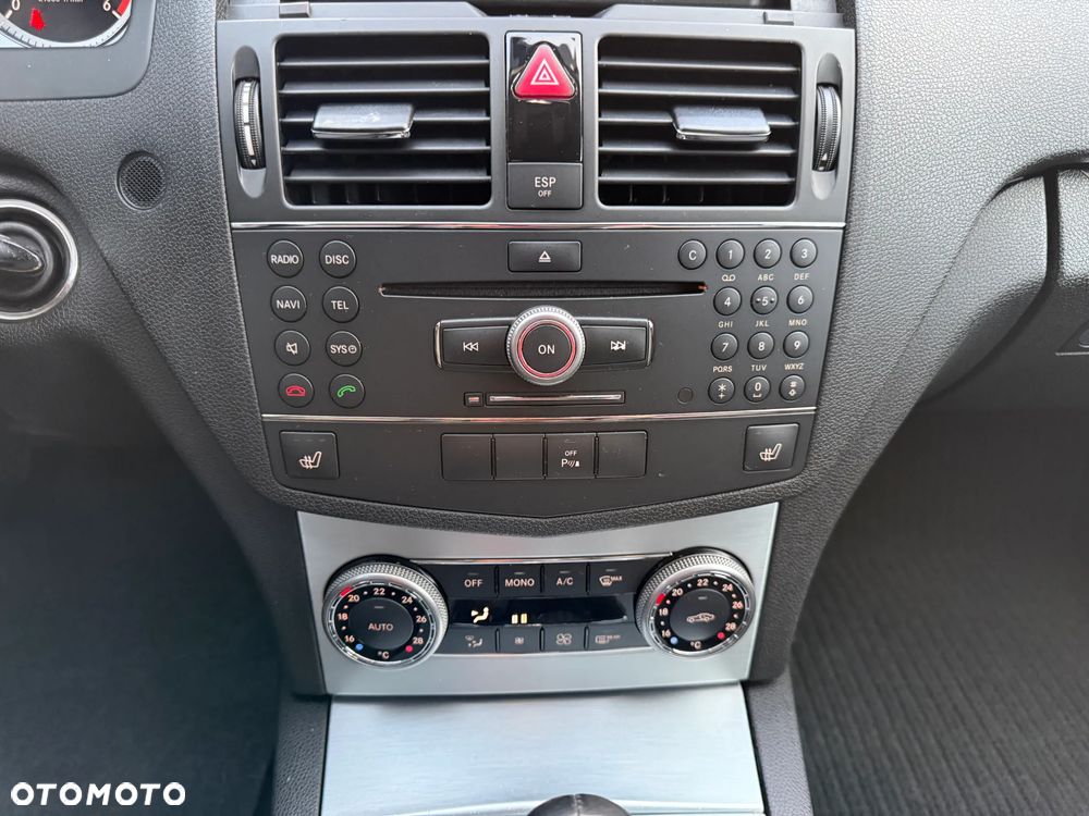 Mercedes-Benz Klasa C 250 CDI Avantgarde Edition - 26