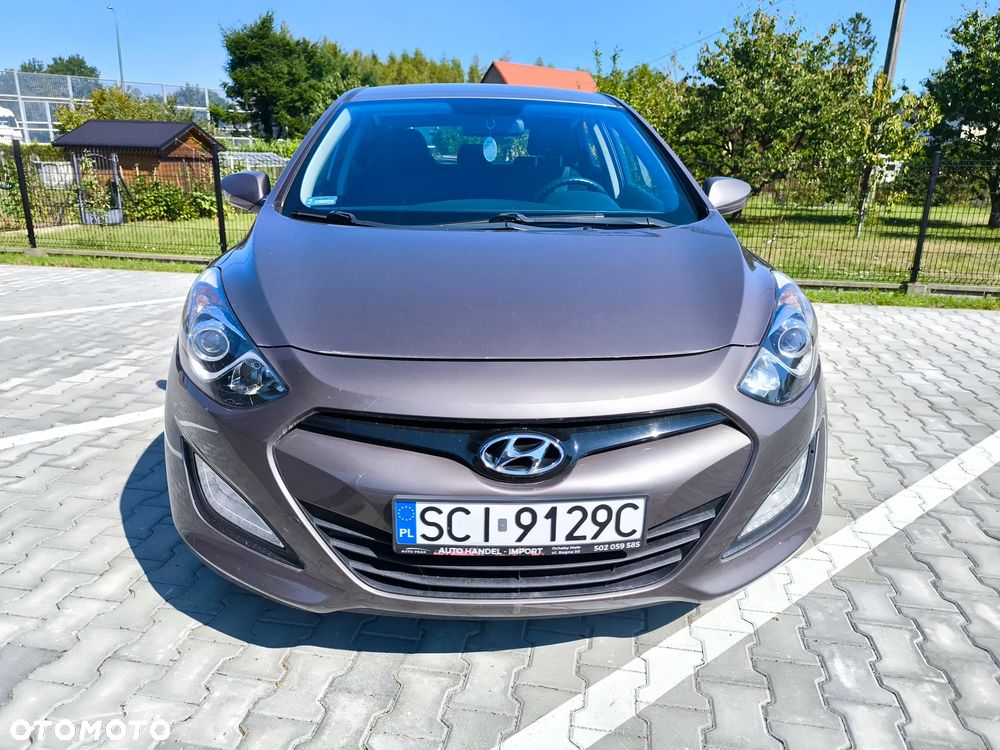 Hyundai i30 1.4 Classic + - 8