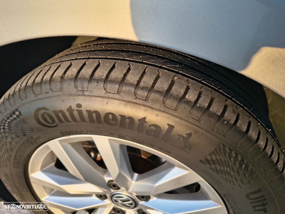 VW Passat Variant 1.6 TDI Confortline - 18