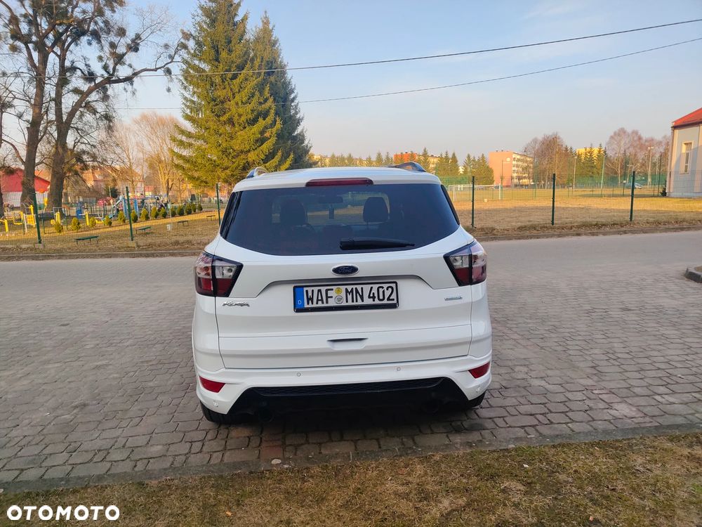 Ford Kuga 1.5 EcoBoost 2x4 ST-Line - 27