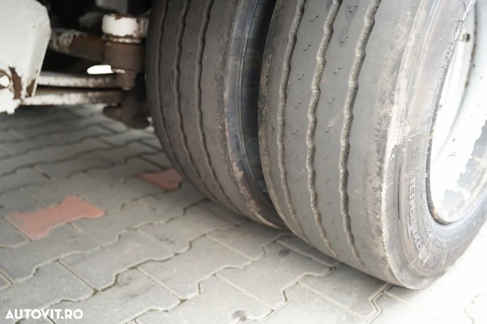 Altul REMORCA AUTO AMC CASTERA / ÎNCĂRCARE JOSĂ / 13,5 M / TABEL HIDRAULIC / TABELE HIDRAULICE / AX DE DIRECȚIE / TRONCIU - 31