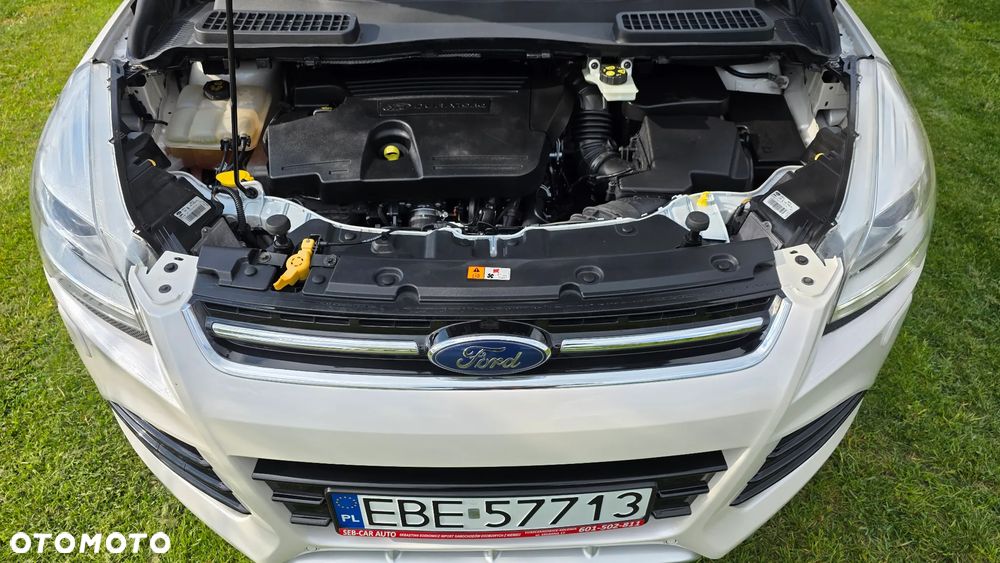 Ford Kuga - 37