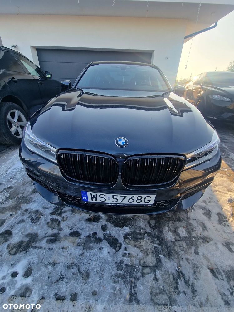 BMW Seria 7 ver-740li - 17