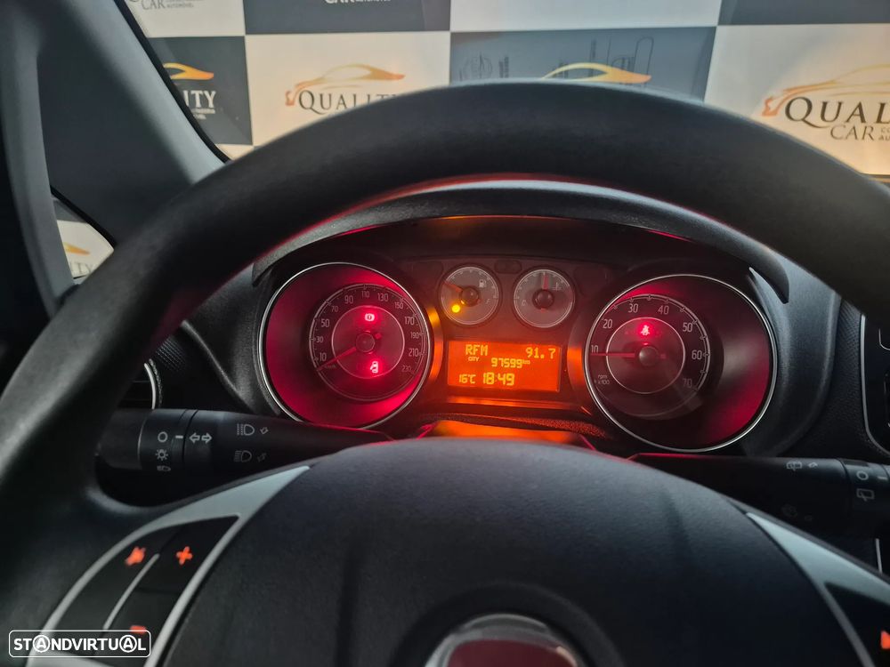 Fiat Punto 1.2 Lounge S&S - 15