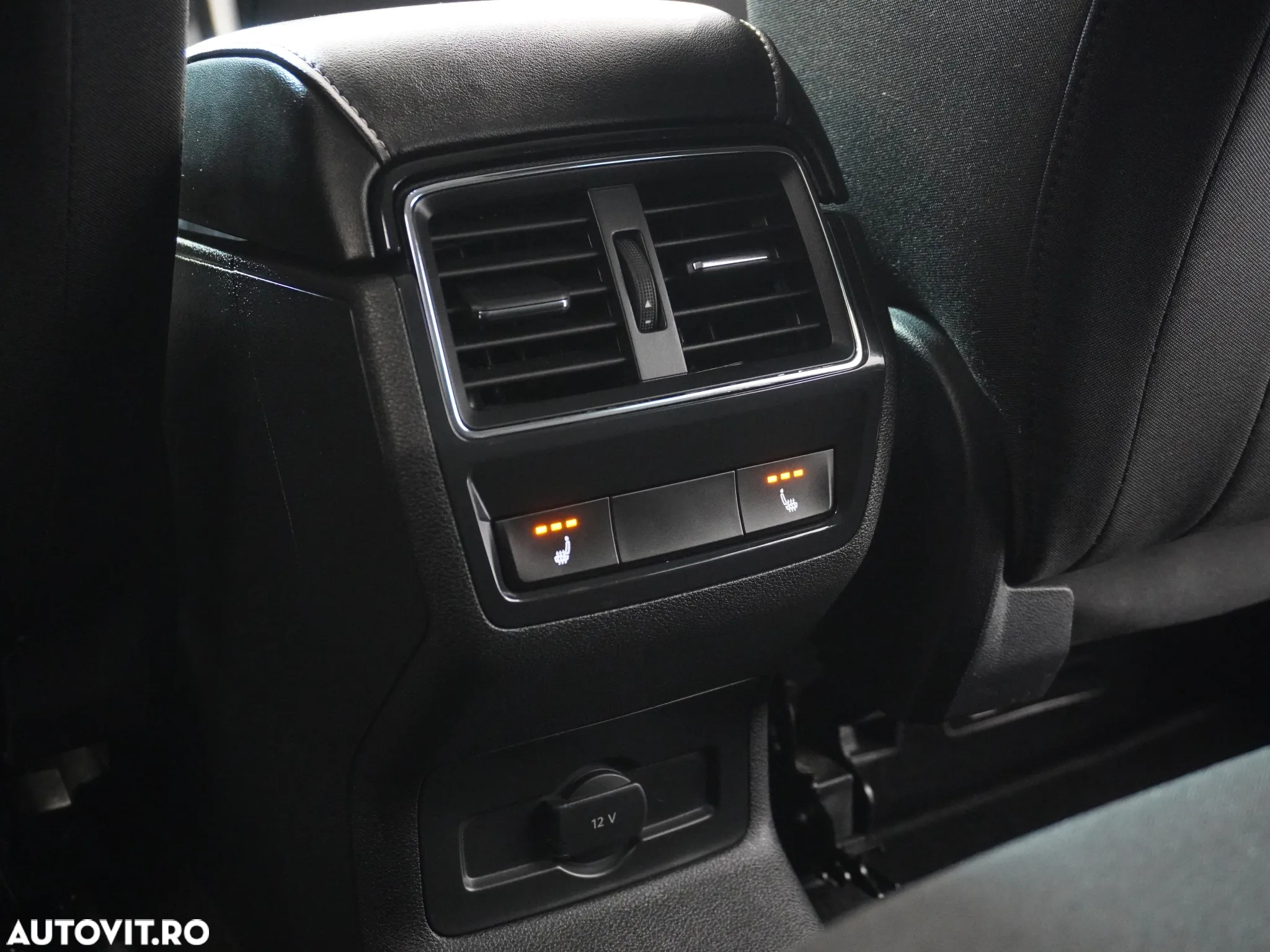 Skoda Karoq 1.6 TDI SCR DSG Style - 18