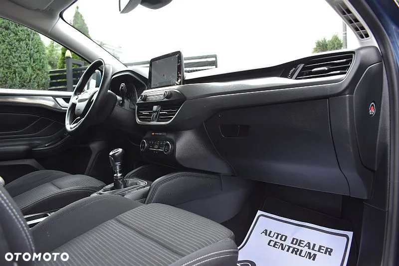 Ford Focus 1.5 EcoBoost Titanium - 6
