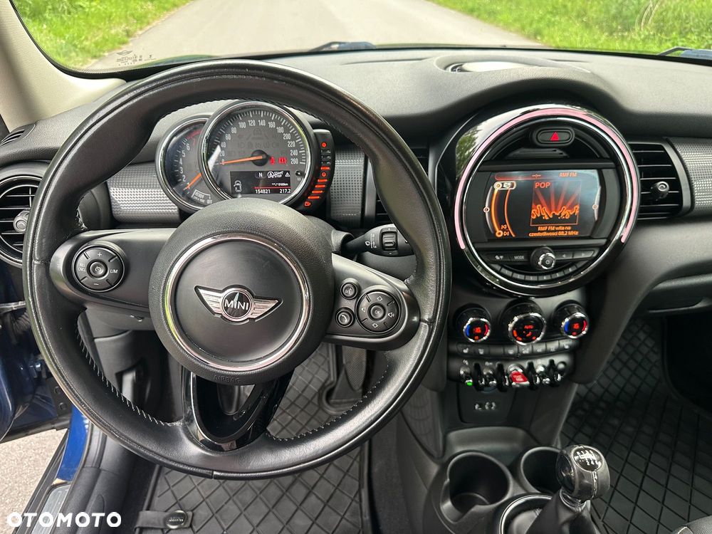 MINI Cooper Classic Trim - 24