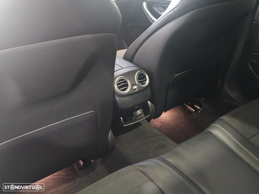 Mercedes-Benz E 220 d AMG - 27