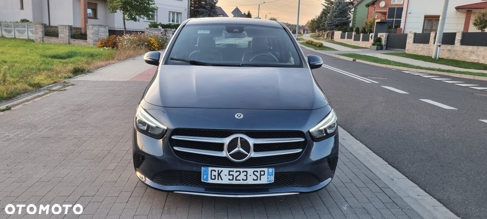 Mercedes-Benz Klasa B 200 d 8G-DCT Entry - 4