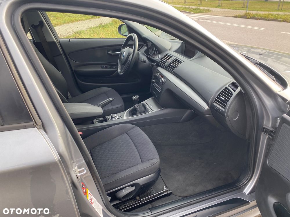 BMW Seria 1 118d DPF Edition Sport - 4