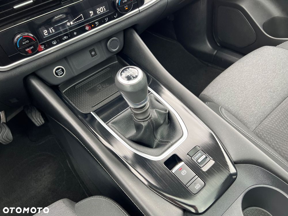 Nissan Qashqai - 32