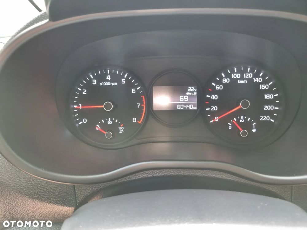 Kia Picanto 1.0 L - 12