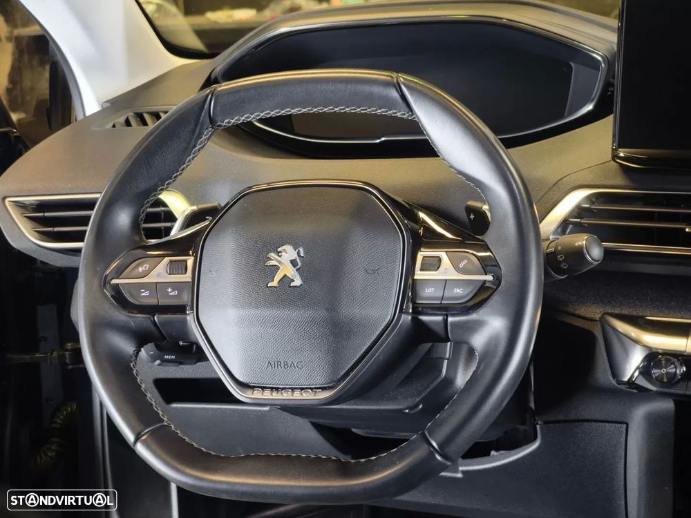 Peugeot 3008 PureTech 130 Stop & Start GPF EAT8 Allure Pack - 8