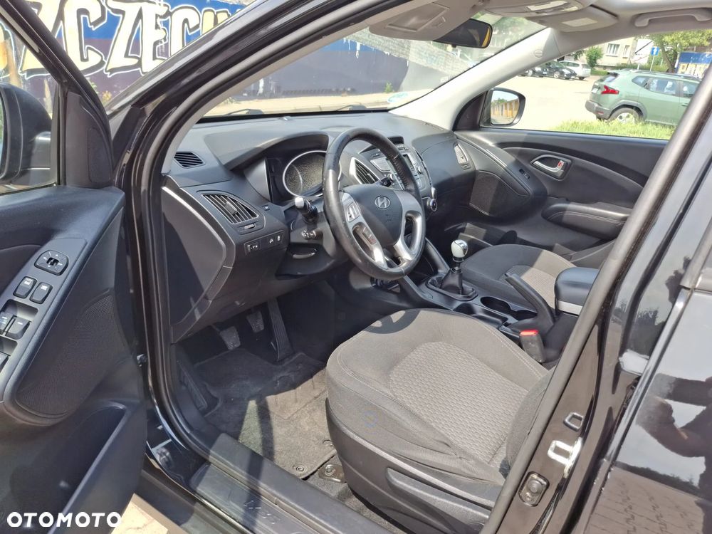 Hyundai ix35 1.6 2WD UEFA EURO 2012 Edition - 9
