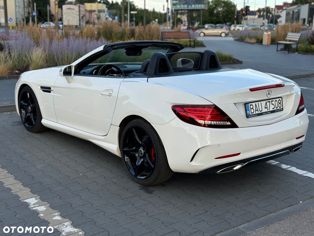 Mercedes-Benz SLC - 5