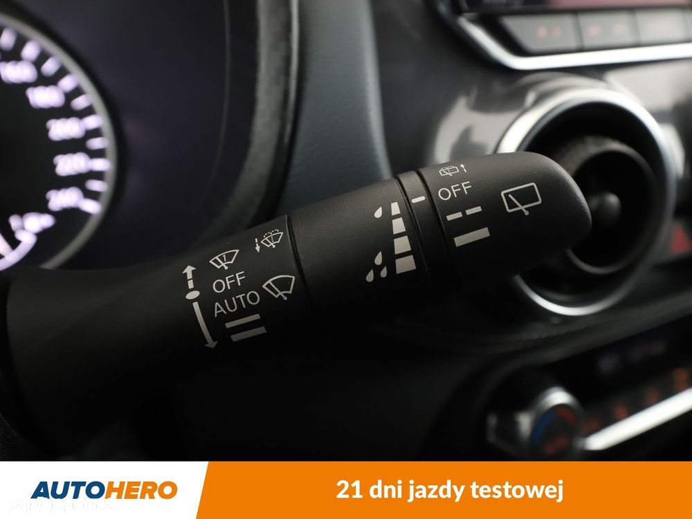 Nissan Juke 1.0 DIG-T N-Connecta DCT - 28