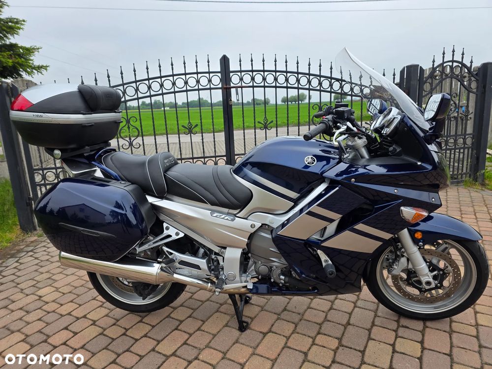 Yamaha FJR - 33