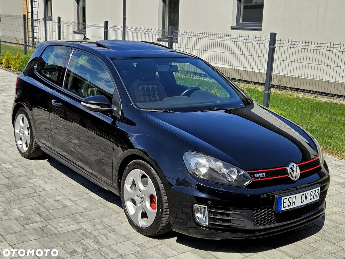 Volkswagen Golf VI 2.0 TSI GTI - 15