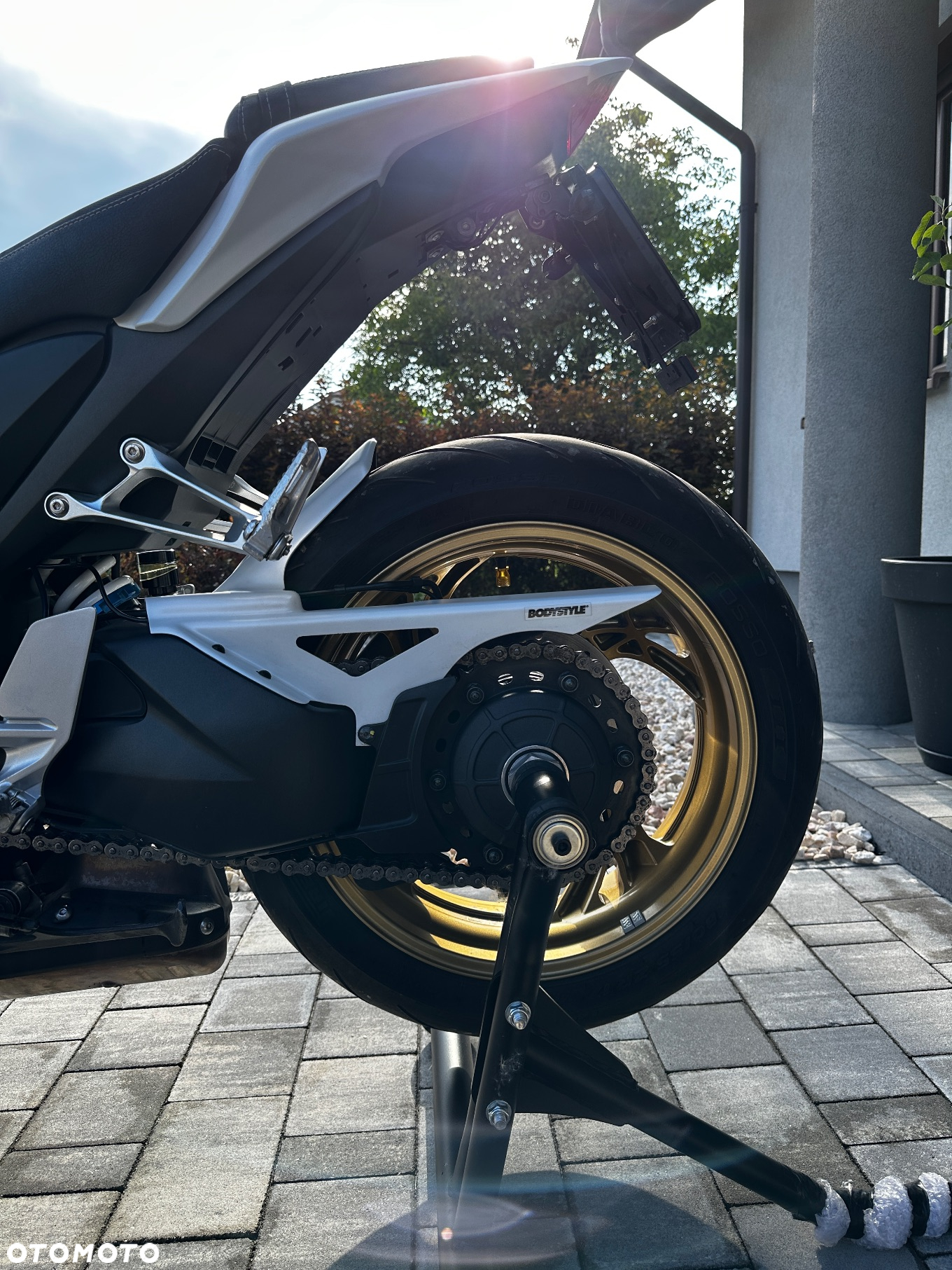 Honda CB - 24