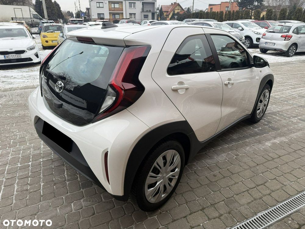 Toyota Aygo X 1.0 VVT-i X-play - 6
