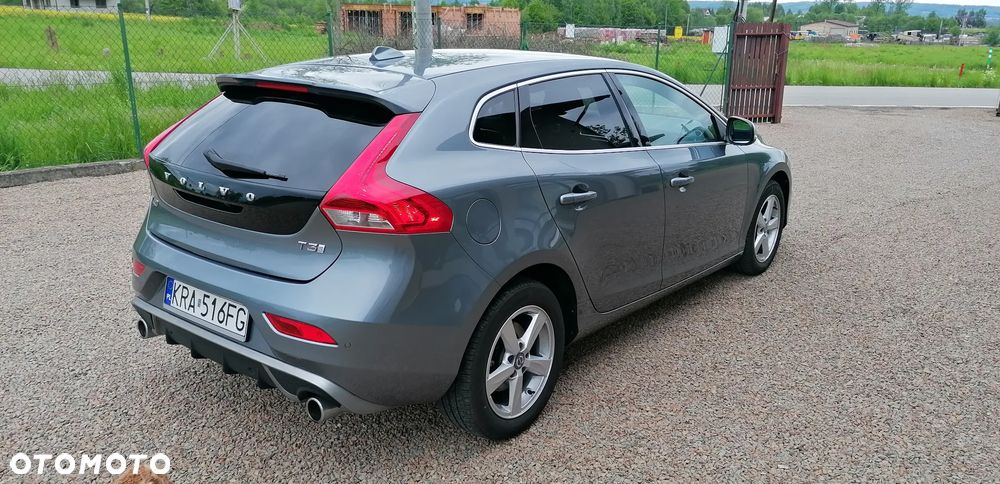 Volvo V40 T3 Drive-E R-Design Momentum - 32