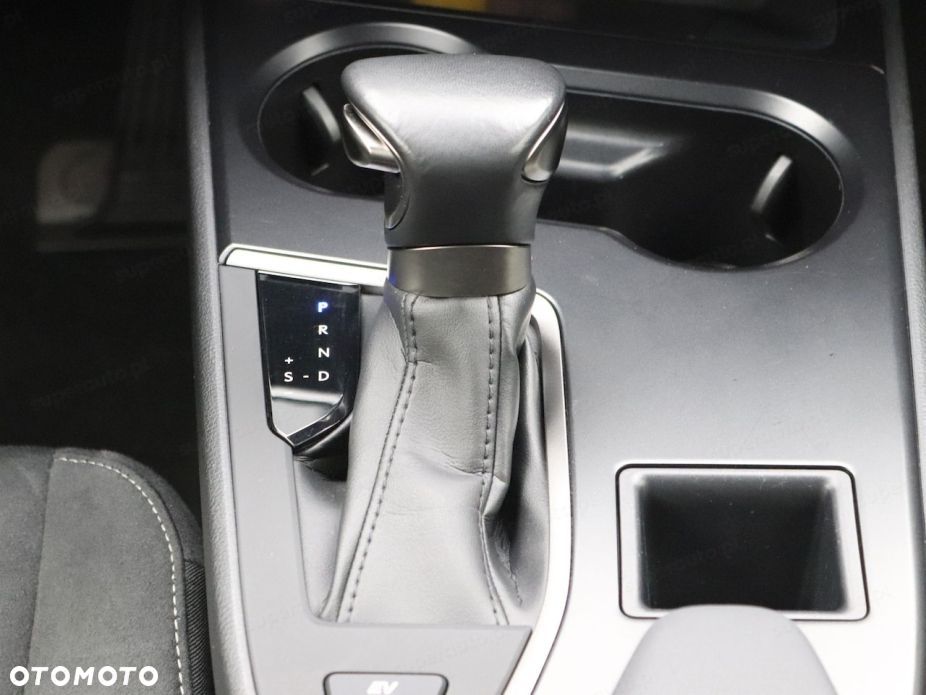 Lexus UX - 13
