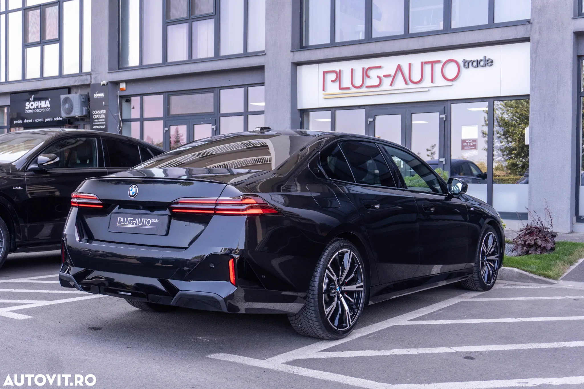 BMW Seria 5 520i Touring Aut. - 3