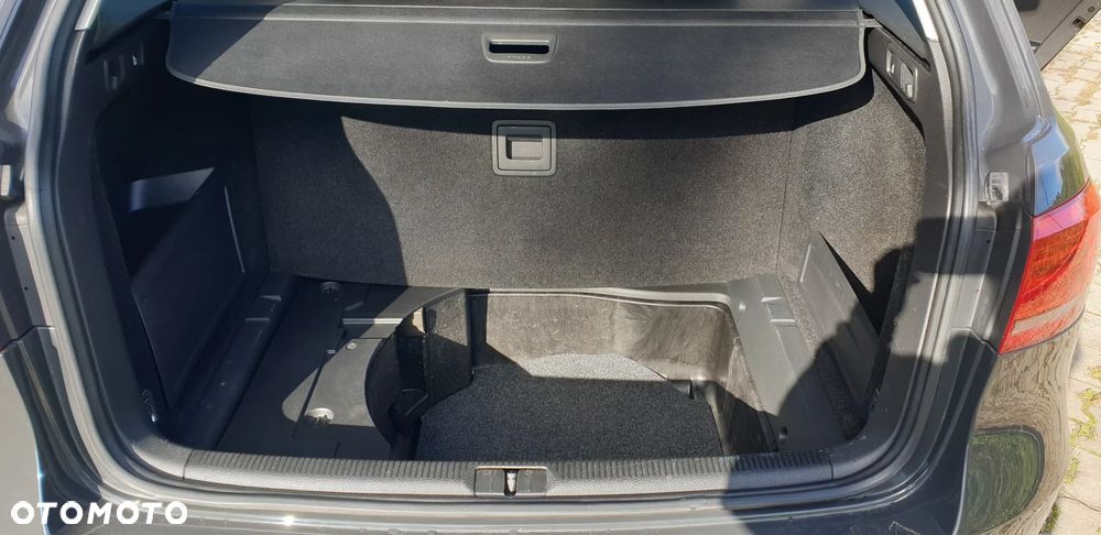 Volkswagen Passat Variant 2.0 TDI DSG BlueMotion Technology Exclusive - 25