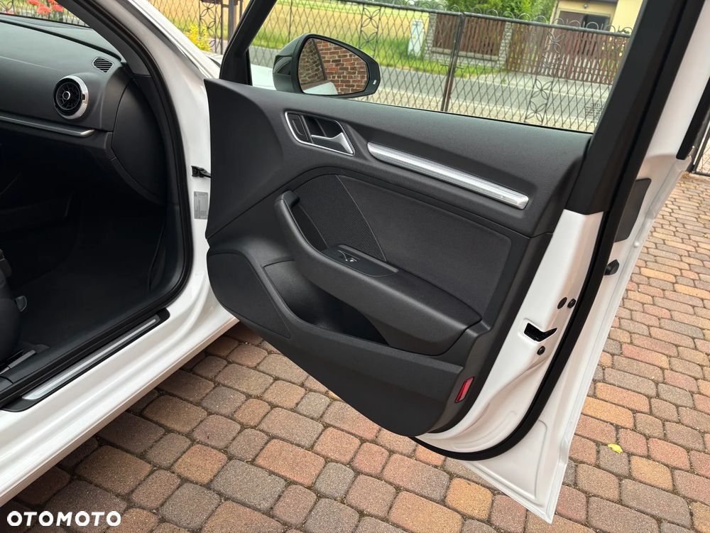 Audi A3 Sportback 2.0 TDI quattro sport - 16
