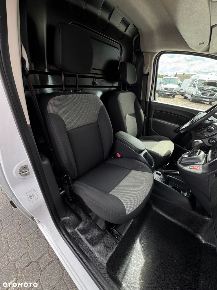 Renault KANGOO - 23