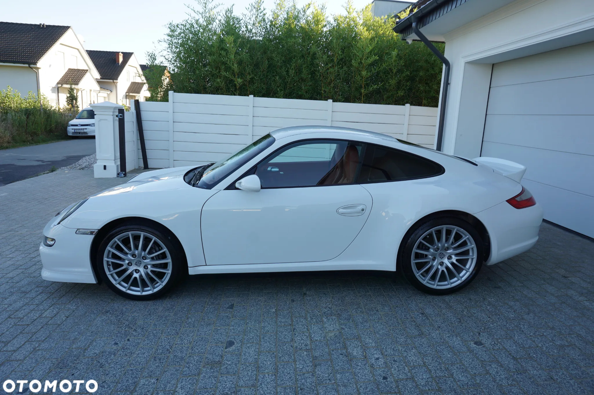 Porsche 911 Carrera 4 Tiptronic S - 4