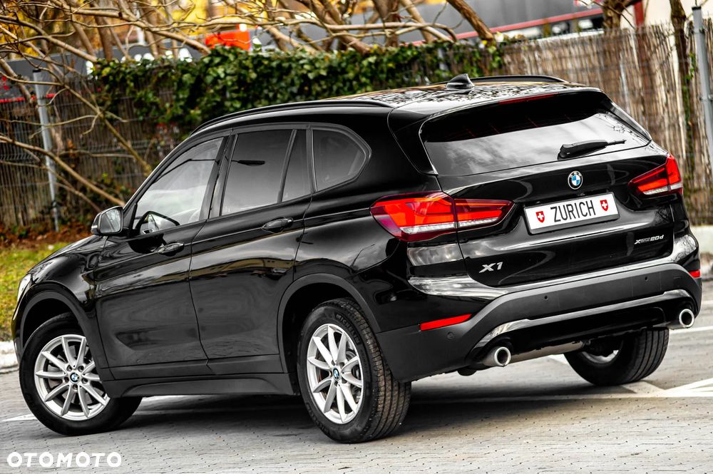 BMW X1 xDrive20d Sport Line sport - 3