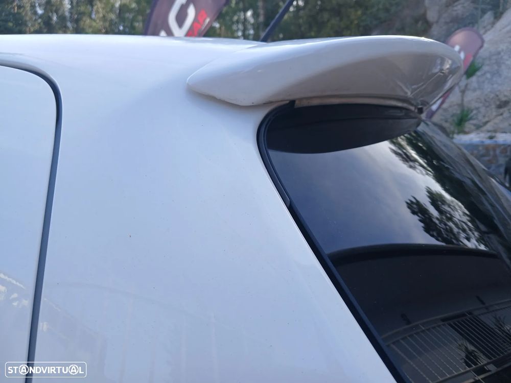 Toyota Yaris 1.5 HSD Exclusive - 14