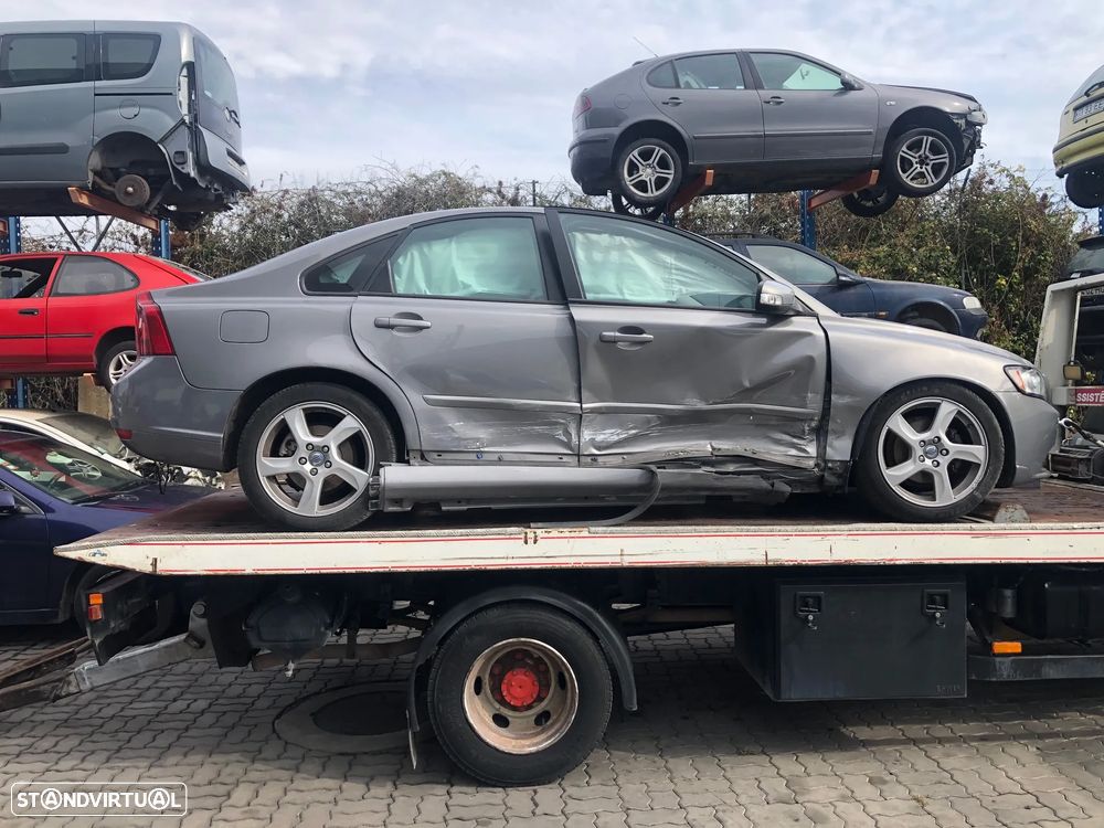 Volvo S40 1.6D de 2010 - 3