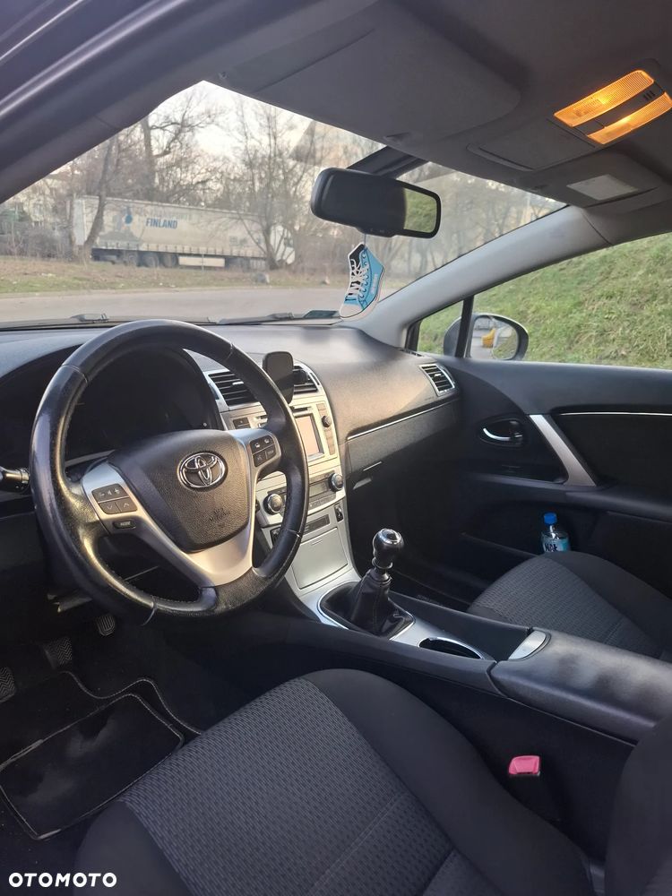 Toyota Avensis 2.0 D-4D Sol - 1