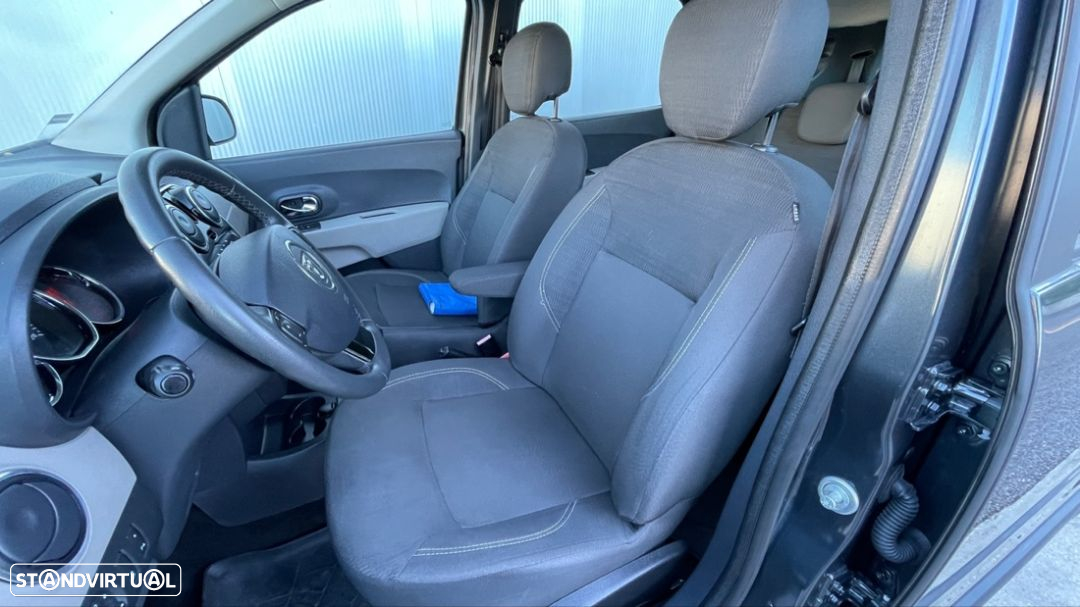 Dacia Lodgy 1.5 dCi Stepway 7L - 20